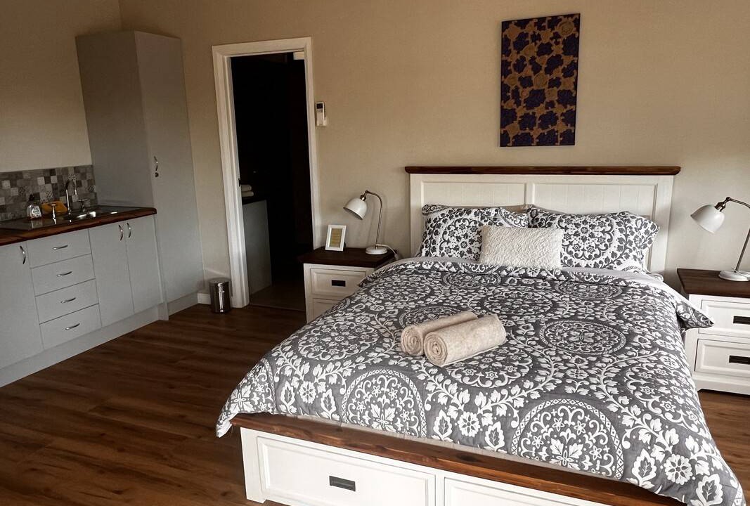 Whitfield Resort | Private room ∙ 3 guests
