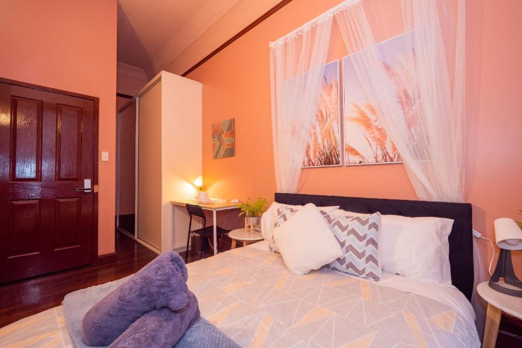 Strathfield House | Quiet Private Room In Strathfield 3min to Train Station 5 - ROOM ONLY