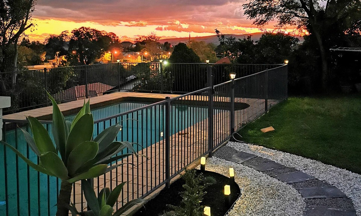 Muswellbrook House | Rare Find! 5-bedroom Poolside Paradise