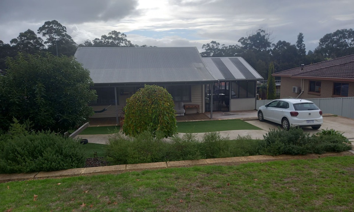 Pemberton House | Red Robin Cottage short stay