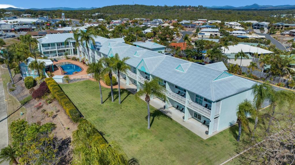 Tannum Sands Hotel | Reef Adventureland Motel