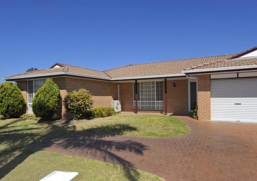 Fingal Bay House | Reef Close 1 2