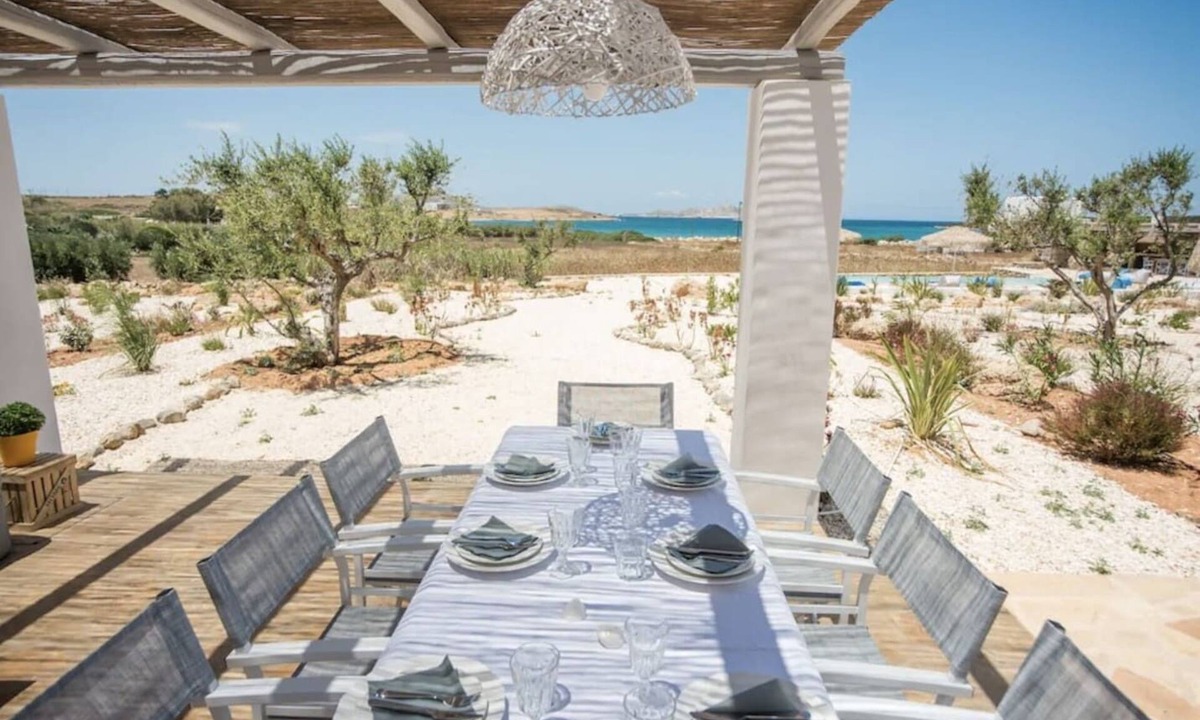 Naousa Villa | Refreshing Bright Villa near the Beach