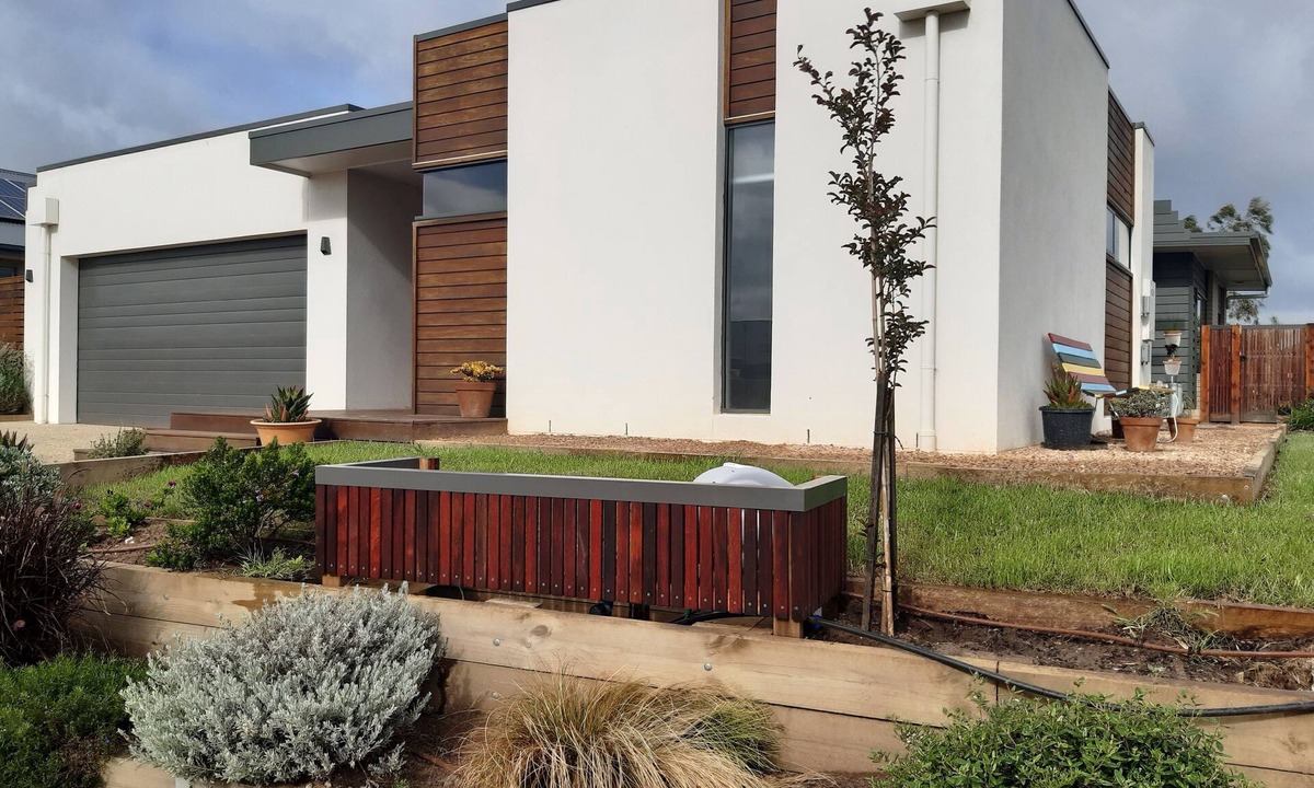Curlewis House | Relax in style at Mi Casa on the Bellarine Peninsula.
