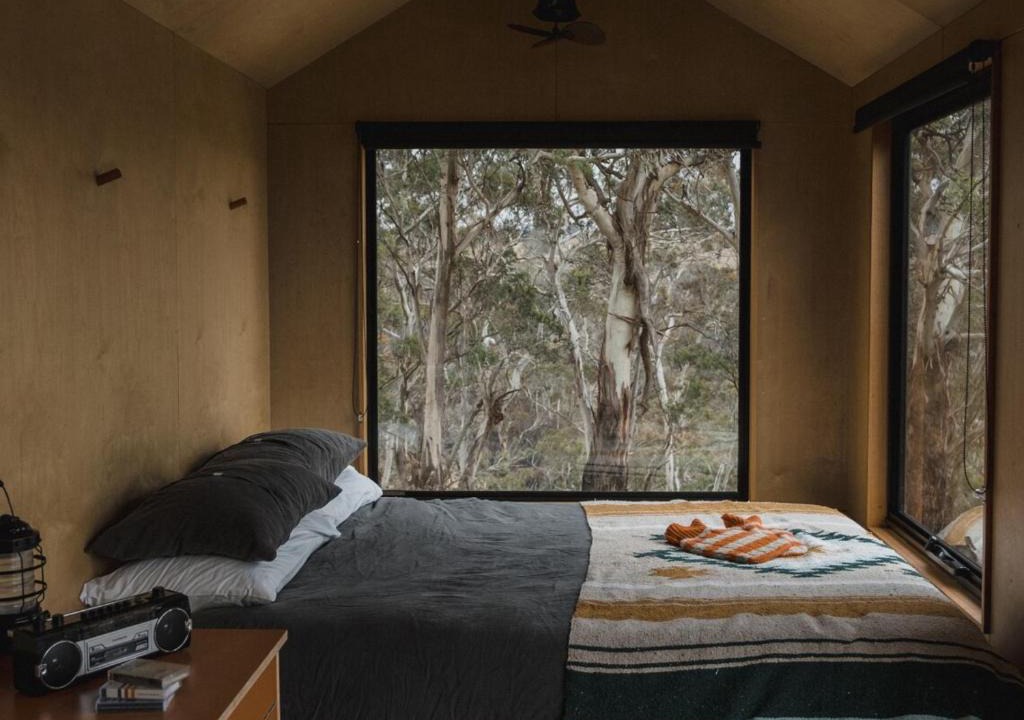 Oberon Council House | Remote Off-Grid Cabin Hidden in Nature - Hot Tub - Vera
