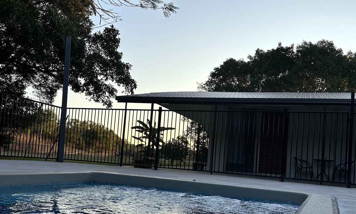 Virginia Cottage | Renovated Rural Cottage With Private Pool & Fire Pit, Only Minutes to Shops