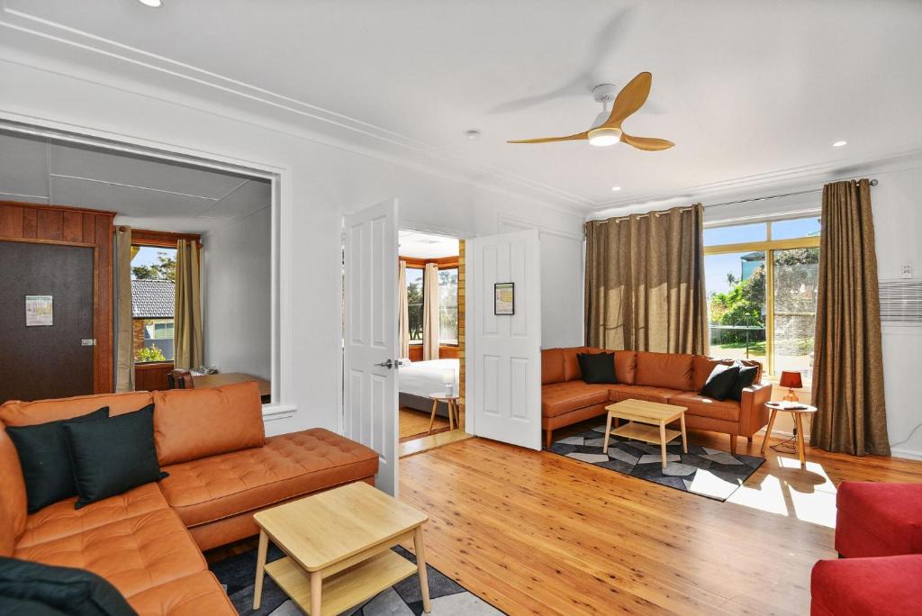Long Jetty House | Rest and Recover with Sunsets Over The Lake - Magnesium SPA and ICE Bath