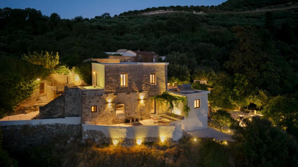 Topolia Villa | Restored Cretan Stone Villa with Heated Plunge Pool & Sea Views