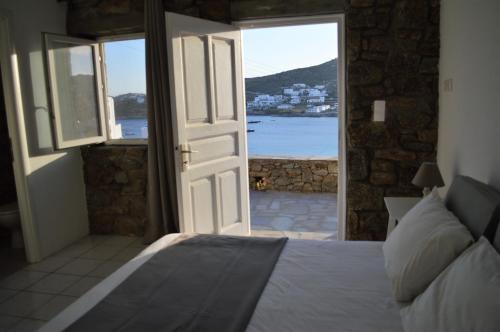 Ornos House | Revel Mykonos