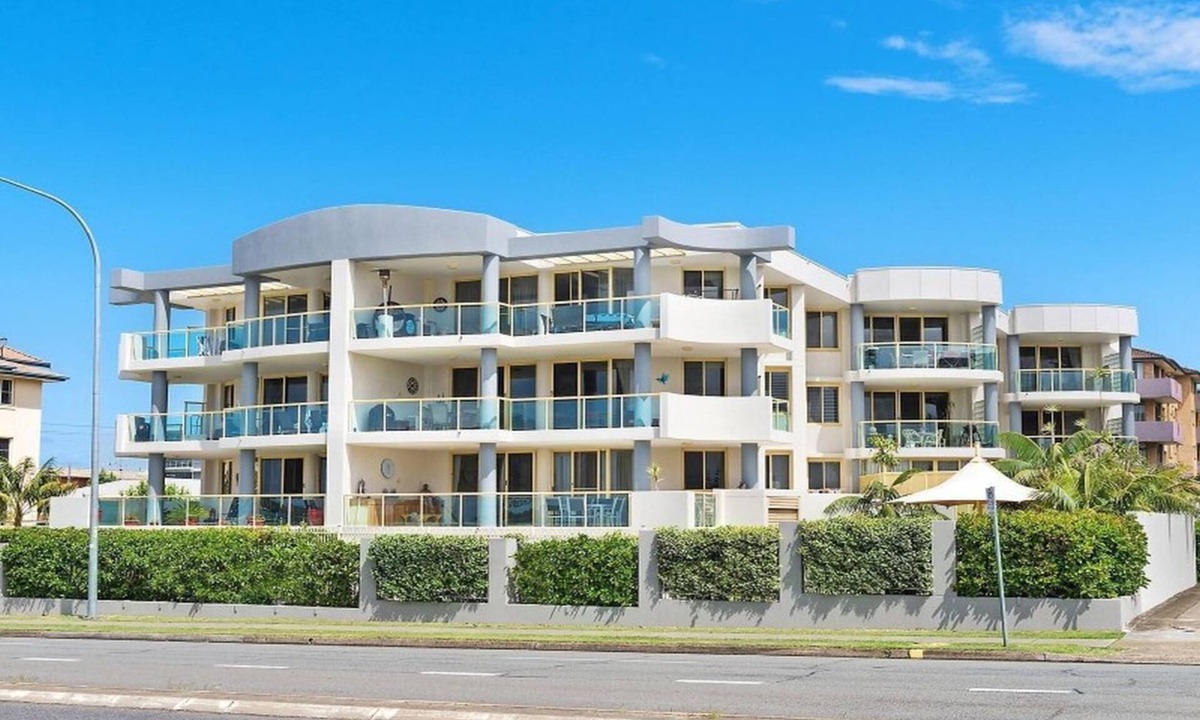 Port Macquarie Apartment | Riviera 203 - Opposite Bowling Club