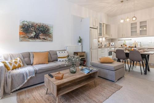 Zaros House | Rizes House