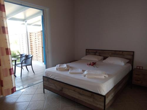 Agios Ioannis Apartment | Rock Rooms