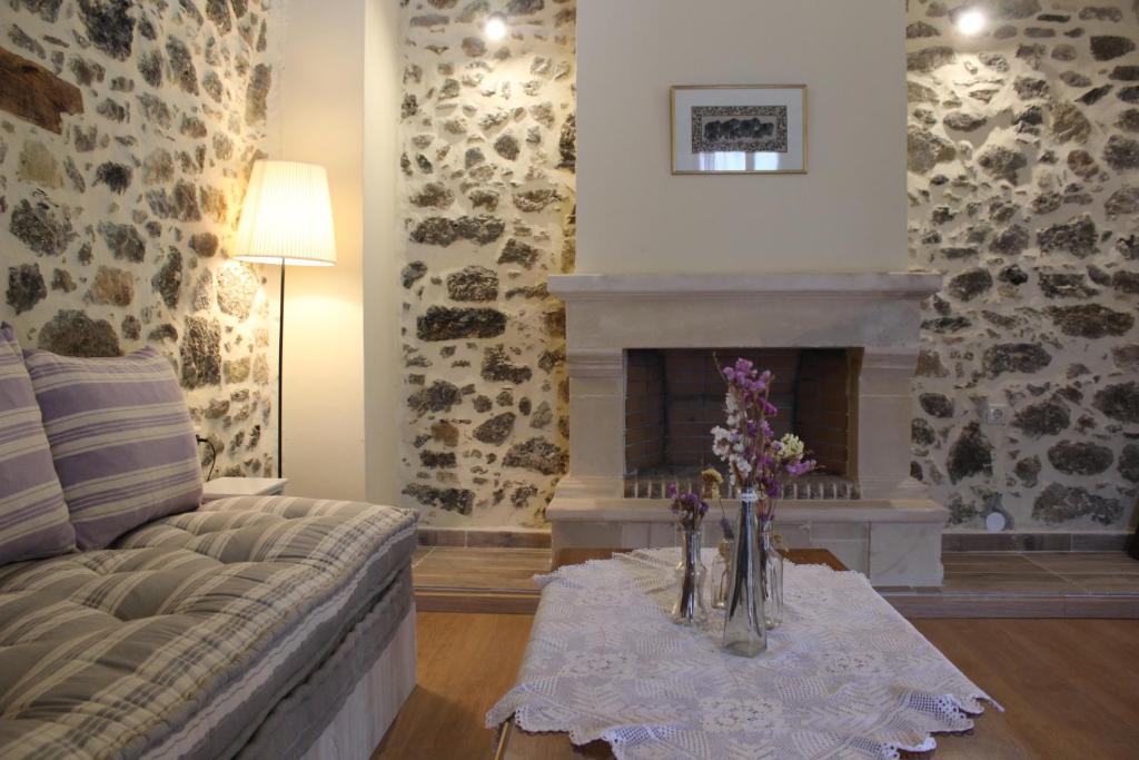 Zaros Apartment | Roes Apartments