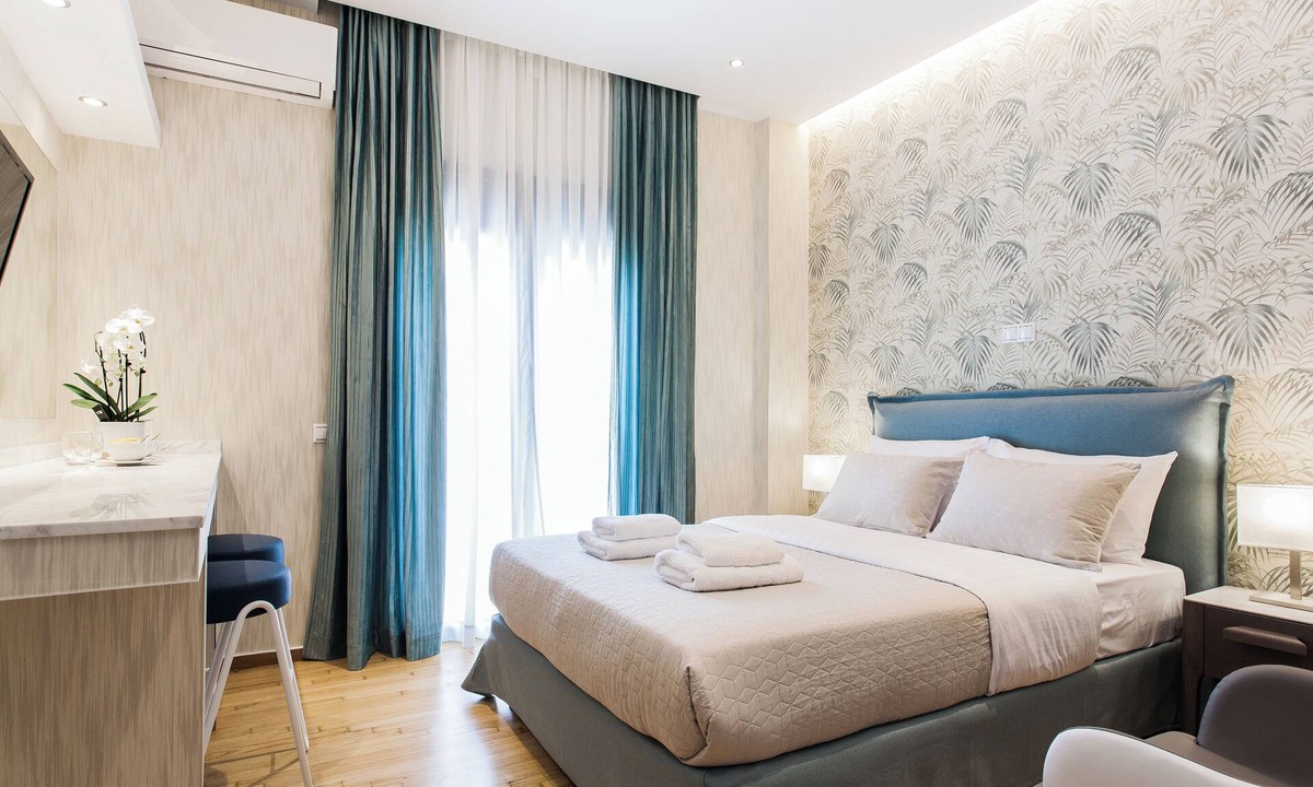 Athens Hotel | Romantic Studio in the Heart of Athens