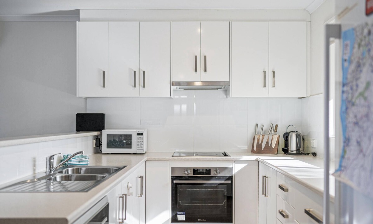 Port Willunga House | Rosie's ~ Port Willunga - Comfy Seaside Retreat in Peaceful Port Willunga | Pets Negotiable