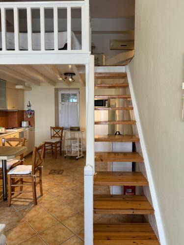Steniai Apartment | Roula's Suites