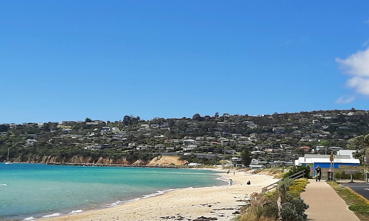 Safety Beach House | Safety Beach Home - Walking distance to the beach and close to all amenities
