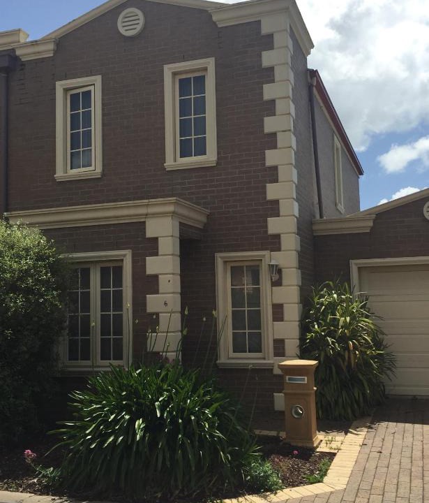 Warrnambool Apartment | Salt Air on Lochard Place