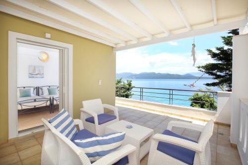 Nikiana House | Salt and Sun