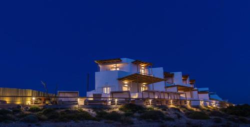 Apollonia Hotel | Salt Suites by Mr and Mrs White