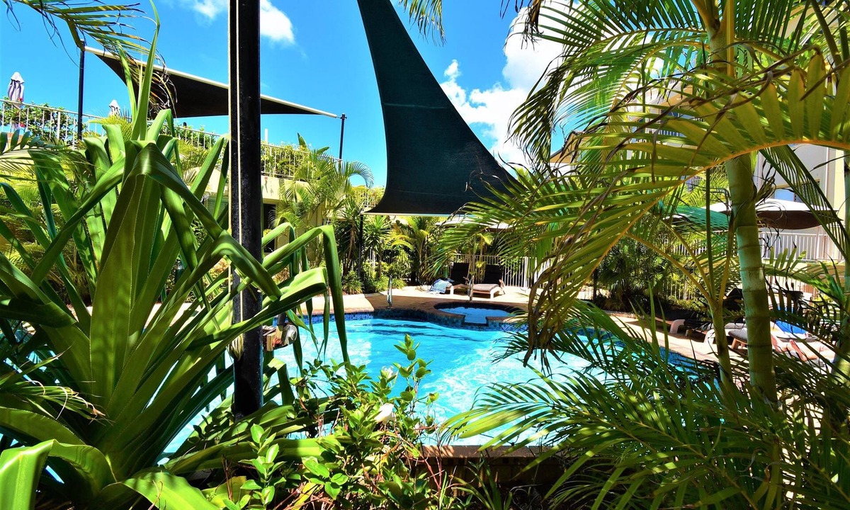 Currumbin Hotel | Sand Castles on Currumbin Beach