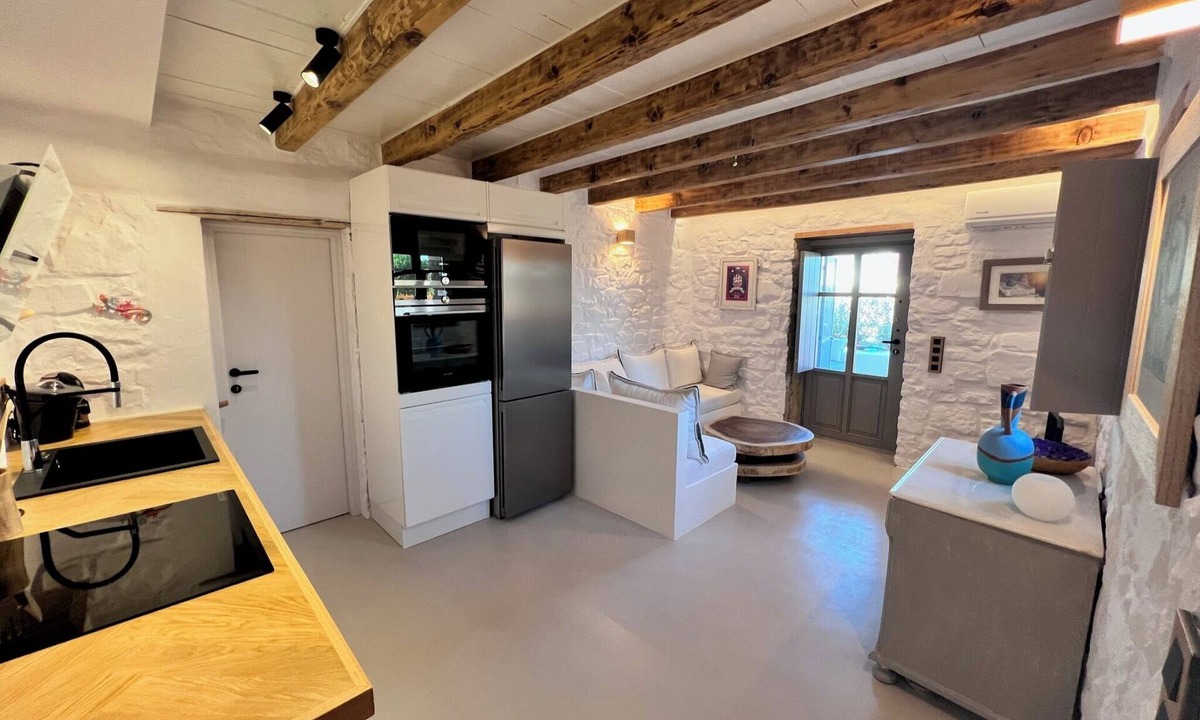 Naousa Apartment | Sand Key Villa 3 - Luxury apartment with a pool in Santa Maria, Paros