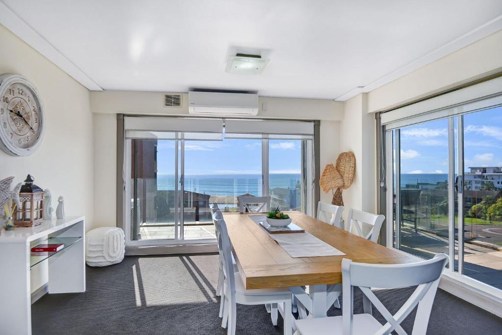 The Entrance Apartment | Sandy Cove Apartment The Entrance 24
