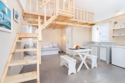 Vourvoulos House | Santa Irini 2