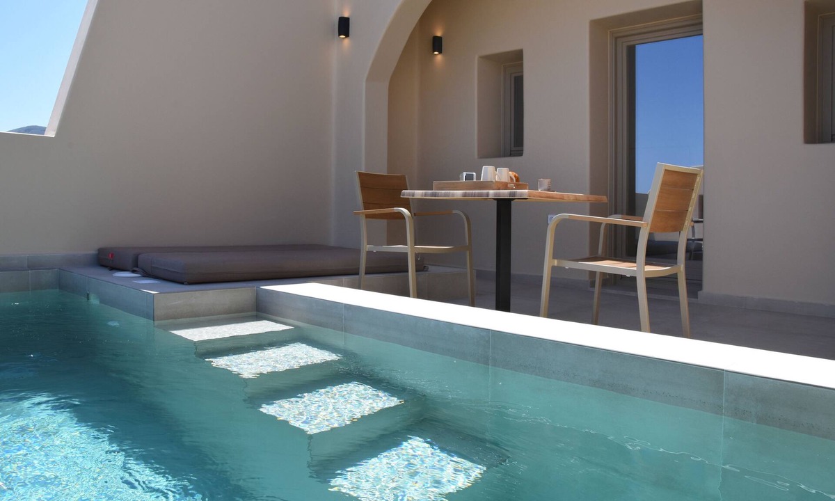 Vothon Villa | Santorini - Villa - Sleeps 2 - Pool - Parking