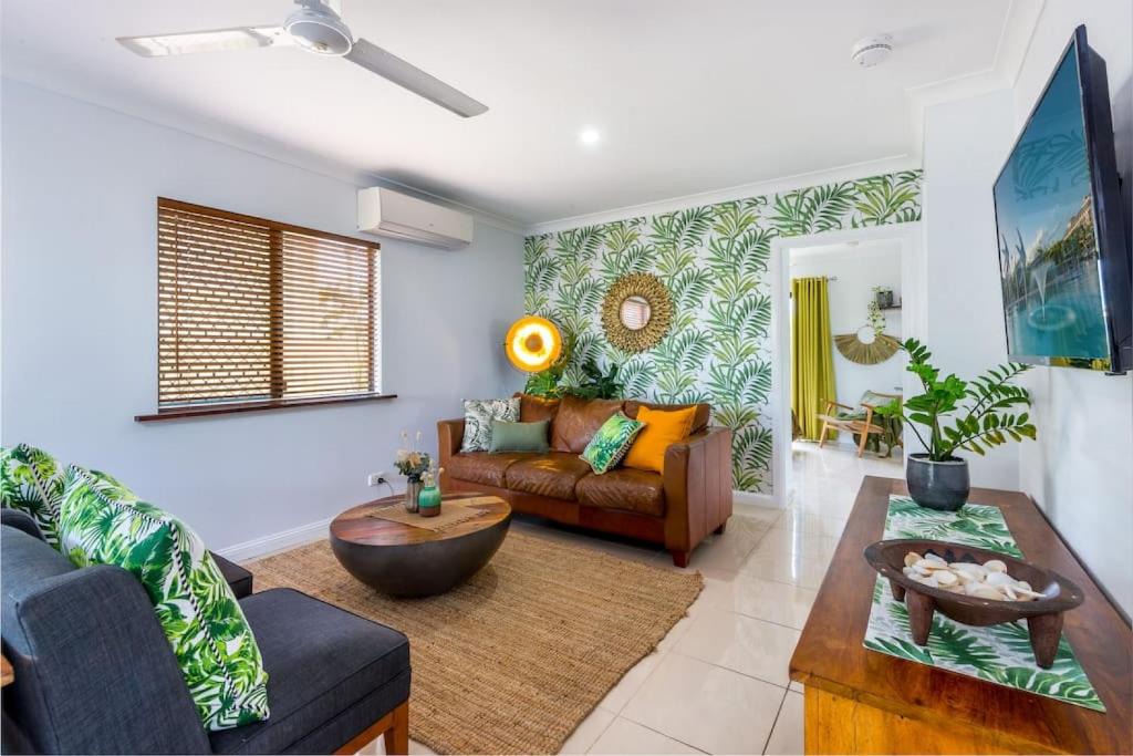 Westcourt Bed & Breakfast | Savannah House