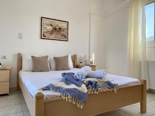 Zipari House | Scenic Apartment, Stunning Views - El Greco Apartments No 4