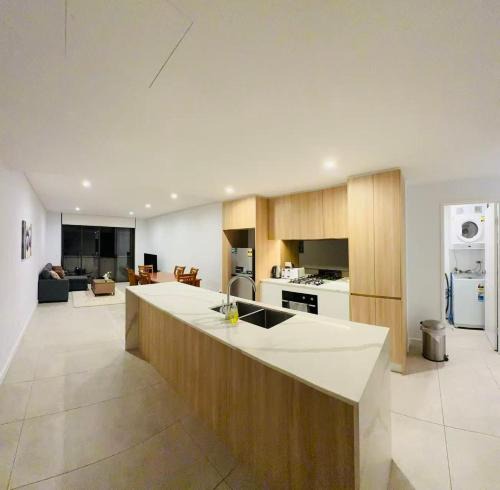 Schofields Apartment | Schofields Brand New 2 Br Apt Parking Privacy
