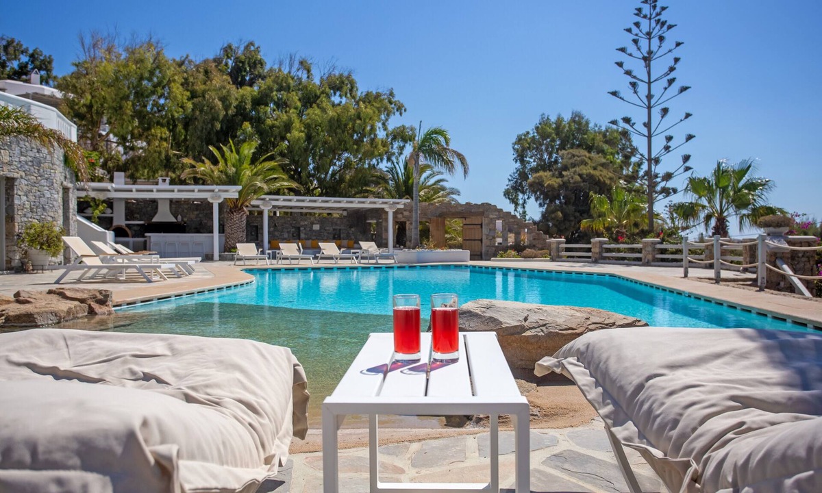 Plintri House | Scorpios Dream By Bestofmikonos Country House with Private Pool, Wi-Fi & Air Conditioning