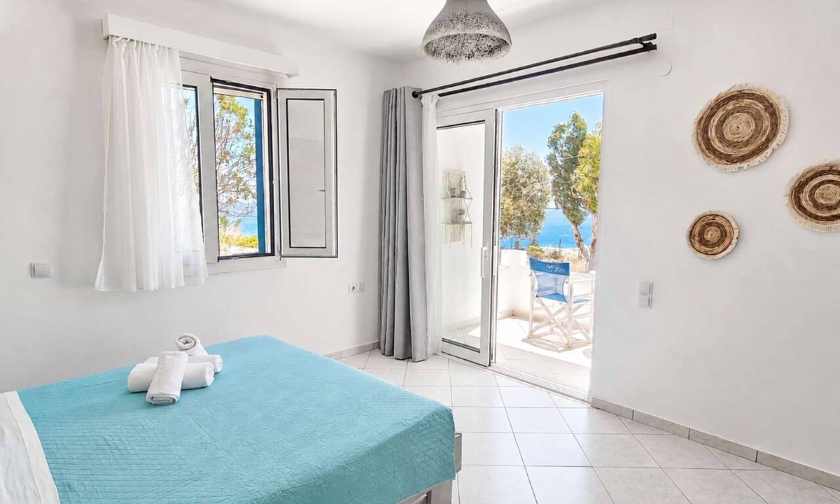 Megas Gialos Apartment | Sea View Studios in Syros – Litus Studios