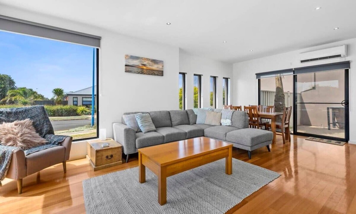 Seachange Escape Leonards | St Leonards