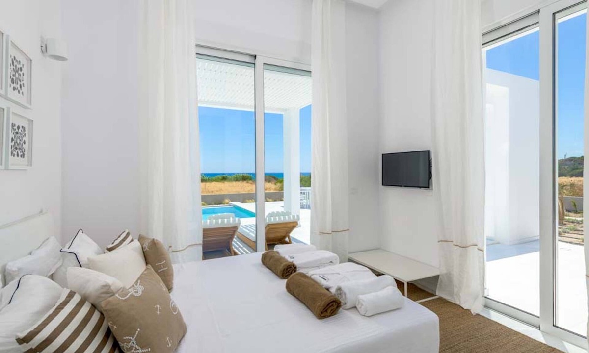 Lahania Villa | Seashore Villa