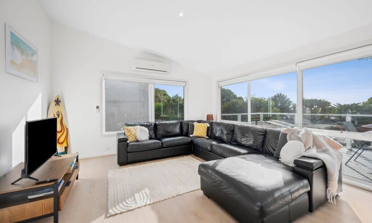 Jan Juc House | Seaworthy Sanctuary Stylish Coastal Escape