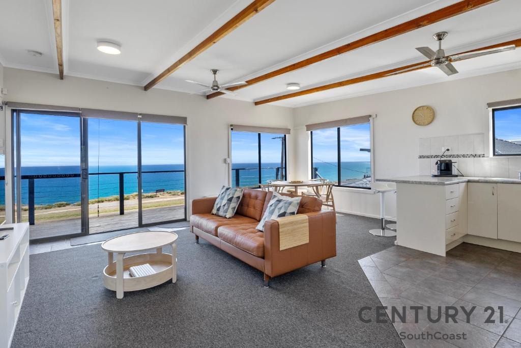Sellicks Beach House | See-Sea House - Sellicks Beach - C21 SouthCoast Holidays