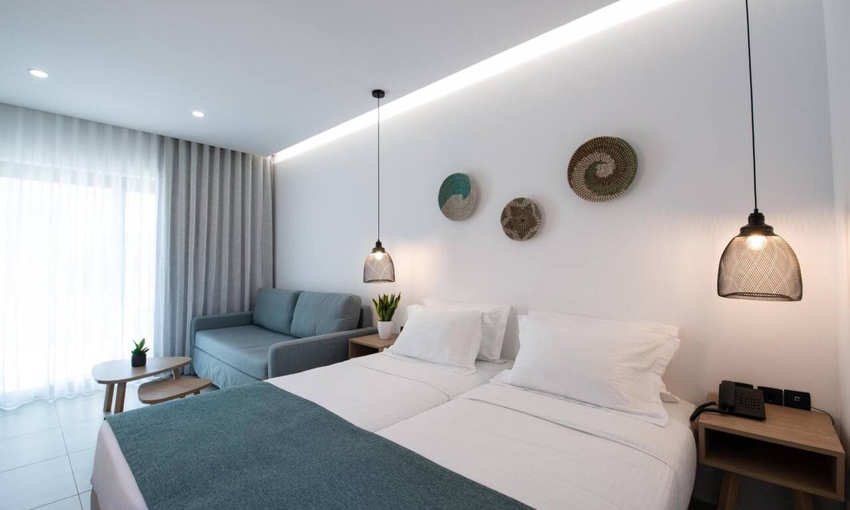 Skoutelonas Hotel | Selini Suites