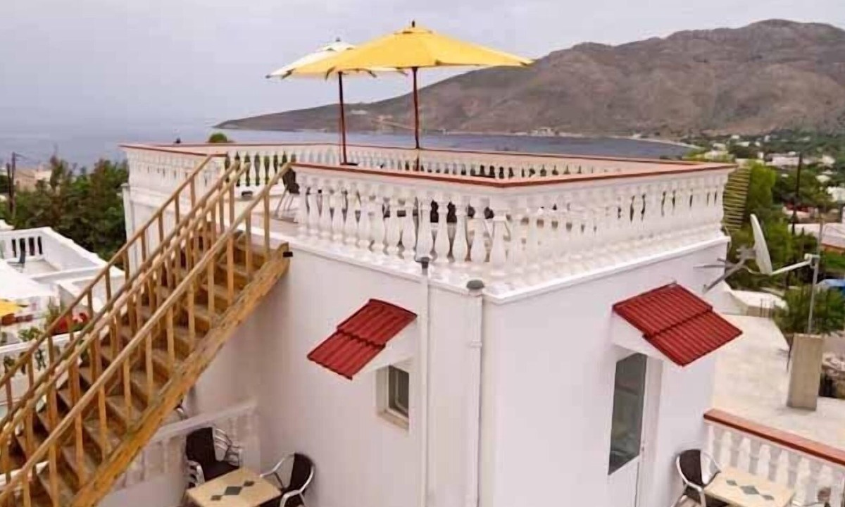 Livadia Apartment | Sevas Studios