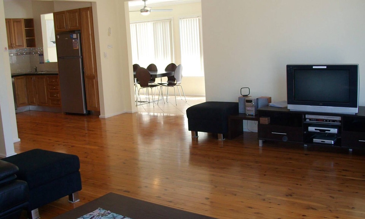Shoal Bay House | Shoal Bay holiday house