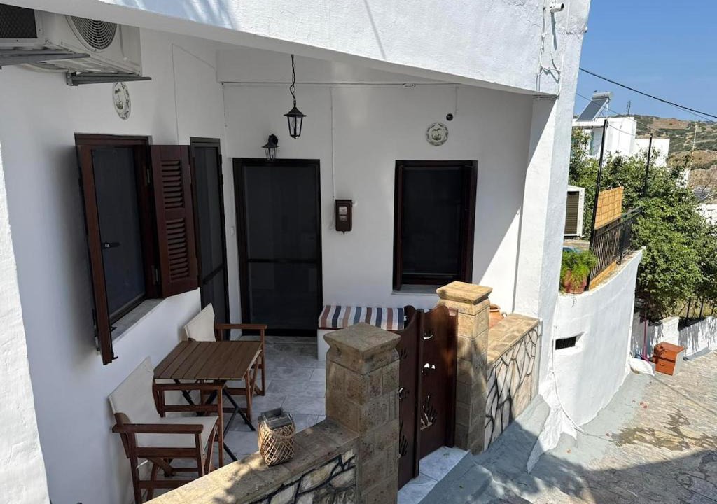 Skiros Apartment | Simple Greece Skyros- Άνετη διαμονή εντός του παραδοσιακού οικισμού 56τμ