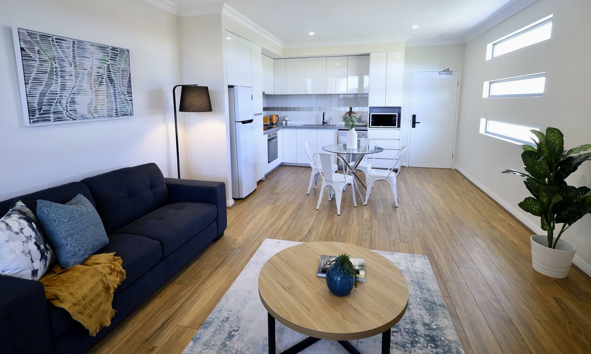 Midland Apartment | Sky High Midland Penthouse Delight