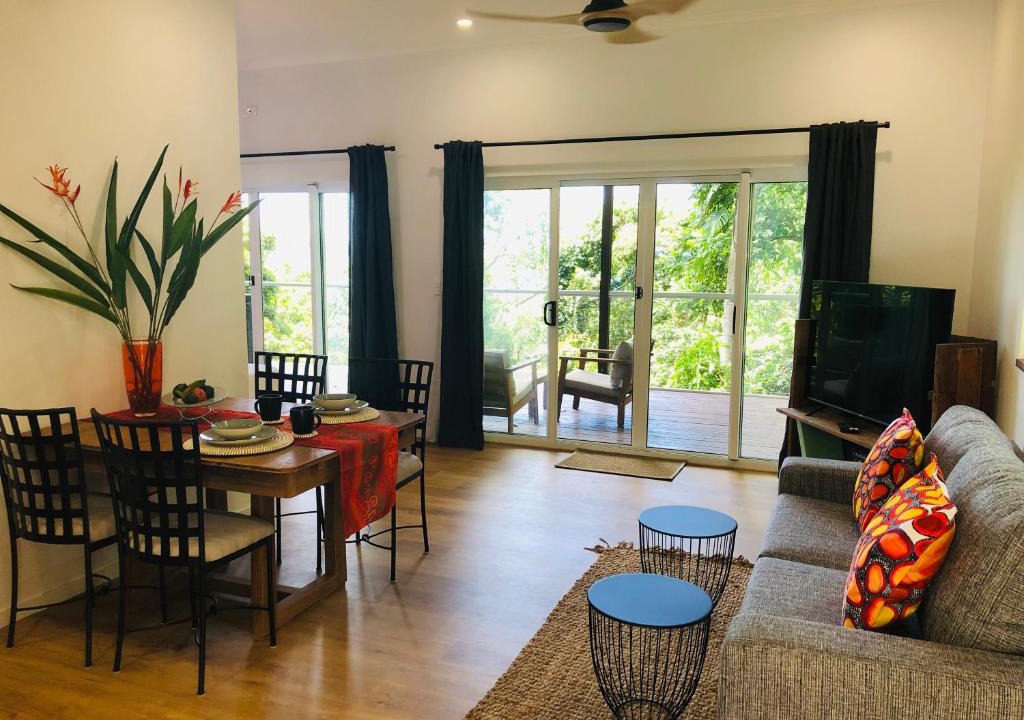 Rocky Point House | Sky: rainforest and ocean views with jacuzzi