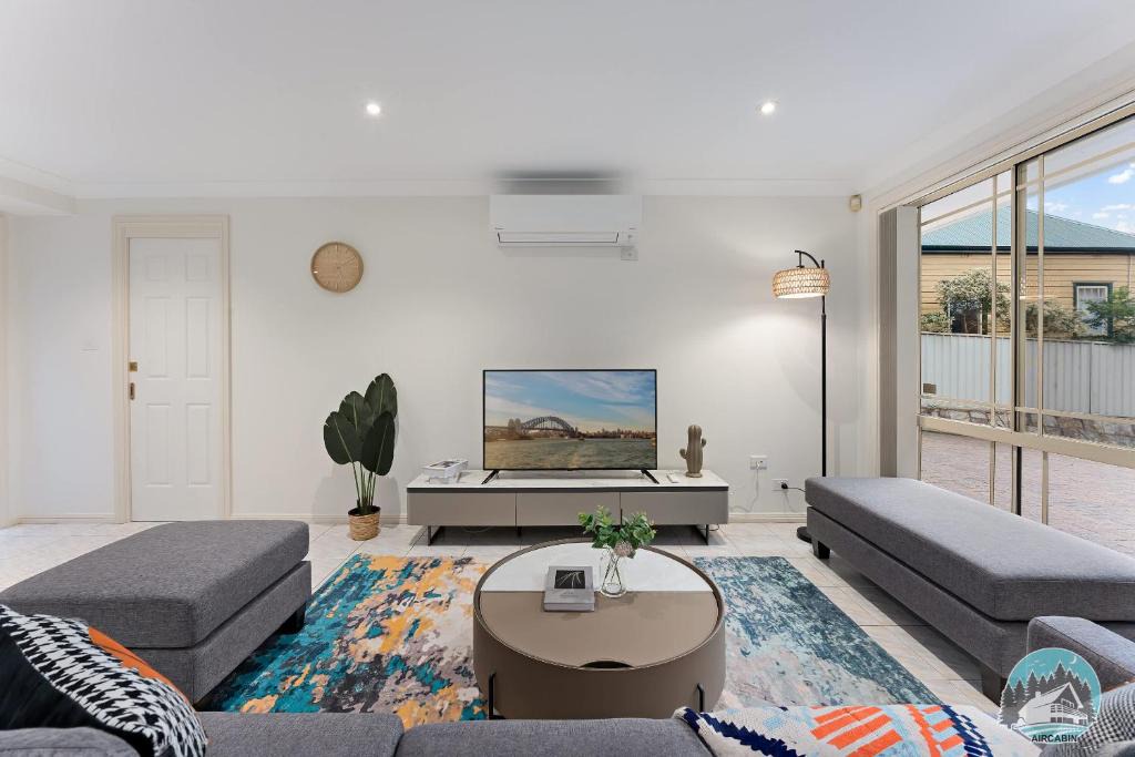 Epping House | Spacious 4-Bedroom House in Peaceful Epping