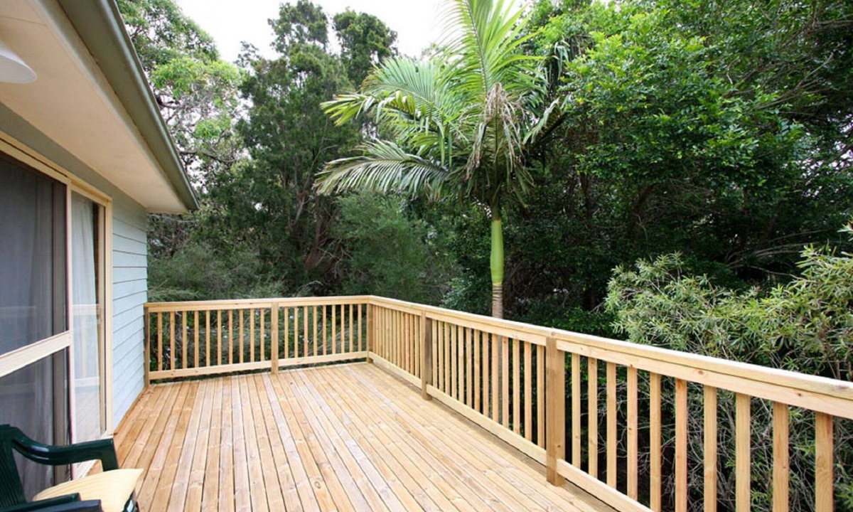 Macmasters Beach House | Spacious Adventure Getaway by the Bush & Ocean