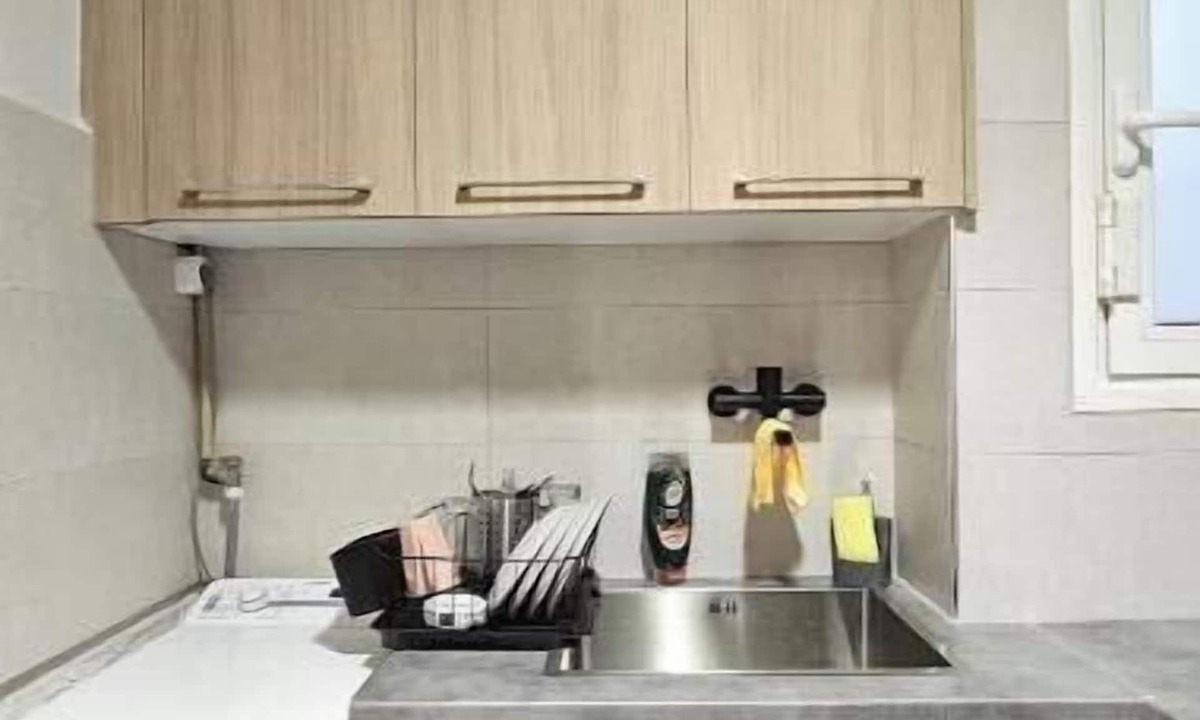 Khalandrion Apartment | Spacious Apartment 2 Minutes from the Hospitals