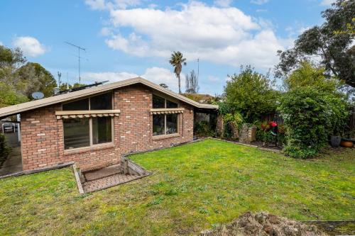 Clifton Springs House | Spacious, Pet Friendly, Near Boat Ramp and Water