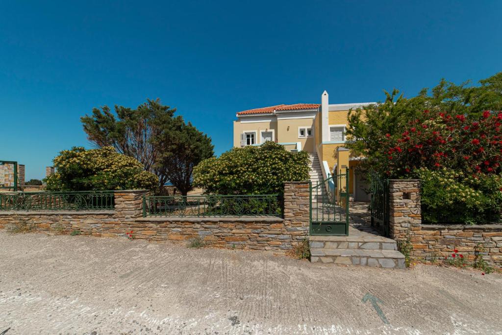 Ormos Korthiou Apartment | Spertos Apartments