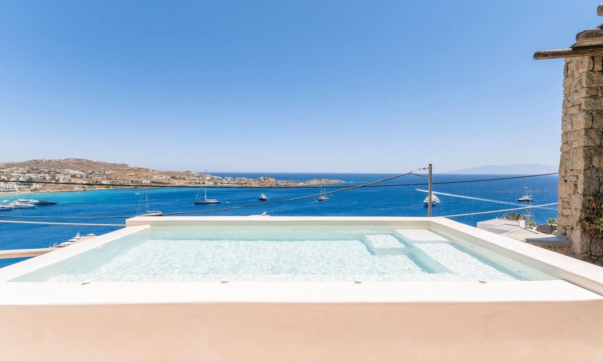 Paraga Villa | Splendid Mykonos Villa | Villa Almyra | 7 Bedrooms | Panoramic Sea Views